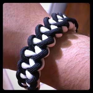 Reversible Paracord snake style